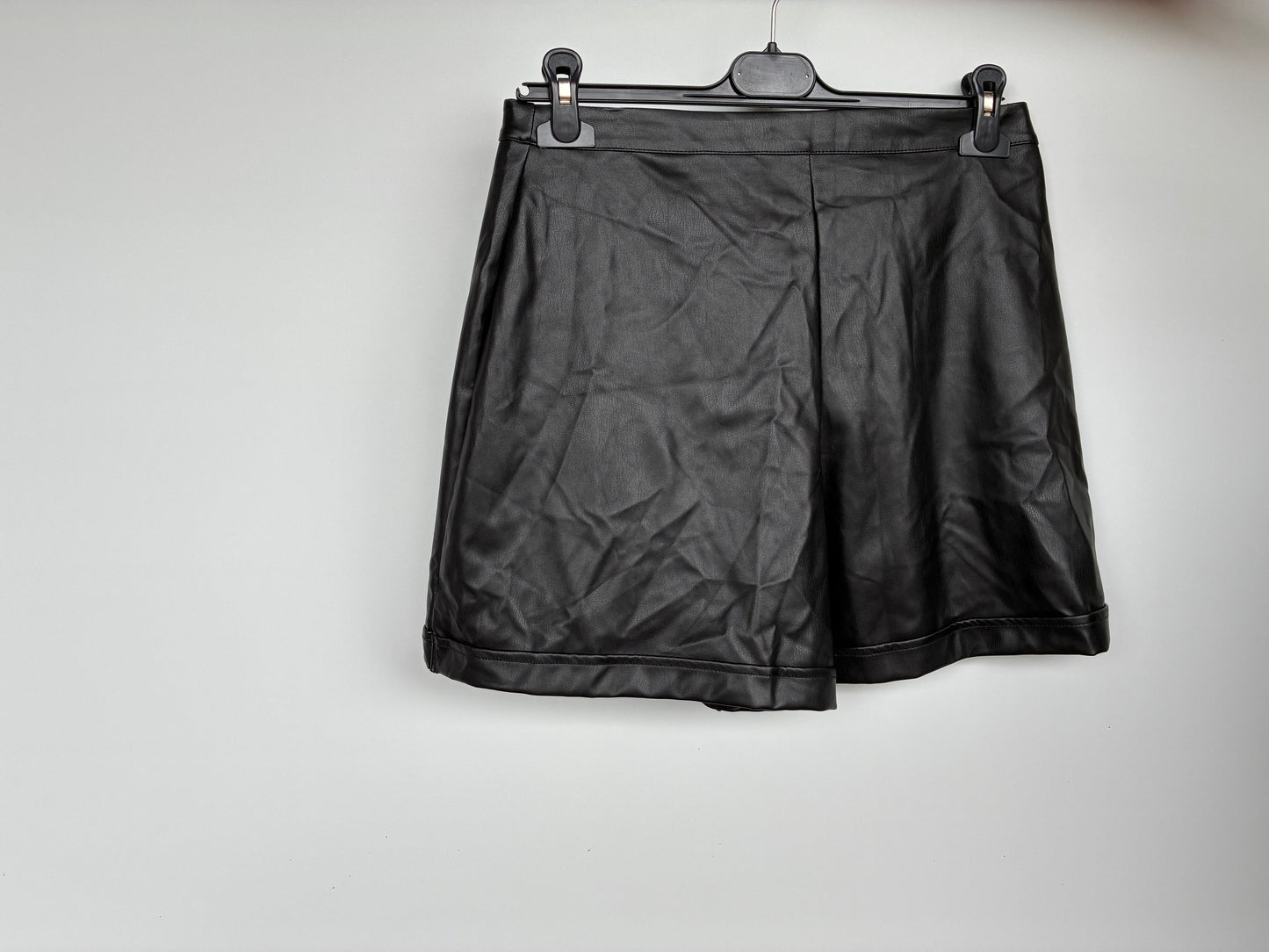 Pantaloncini ecopelle tezenis